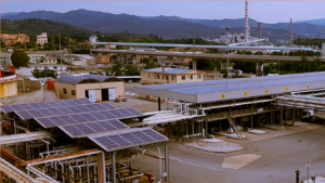 Saving energy with solar panels at our Vado Ligure terminal
